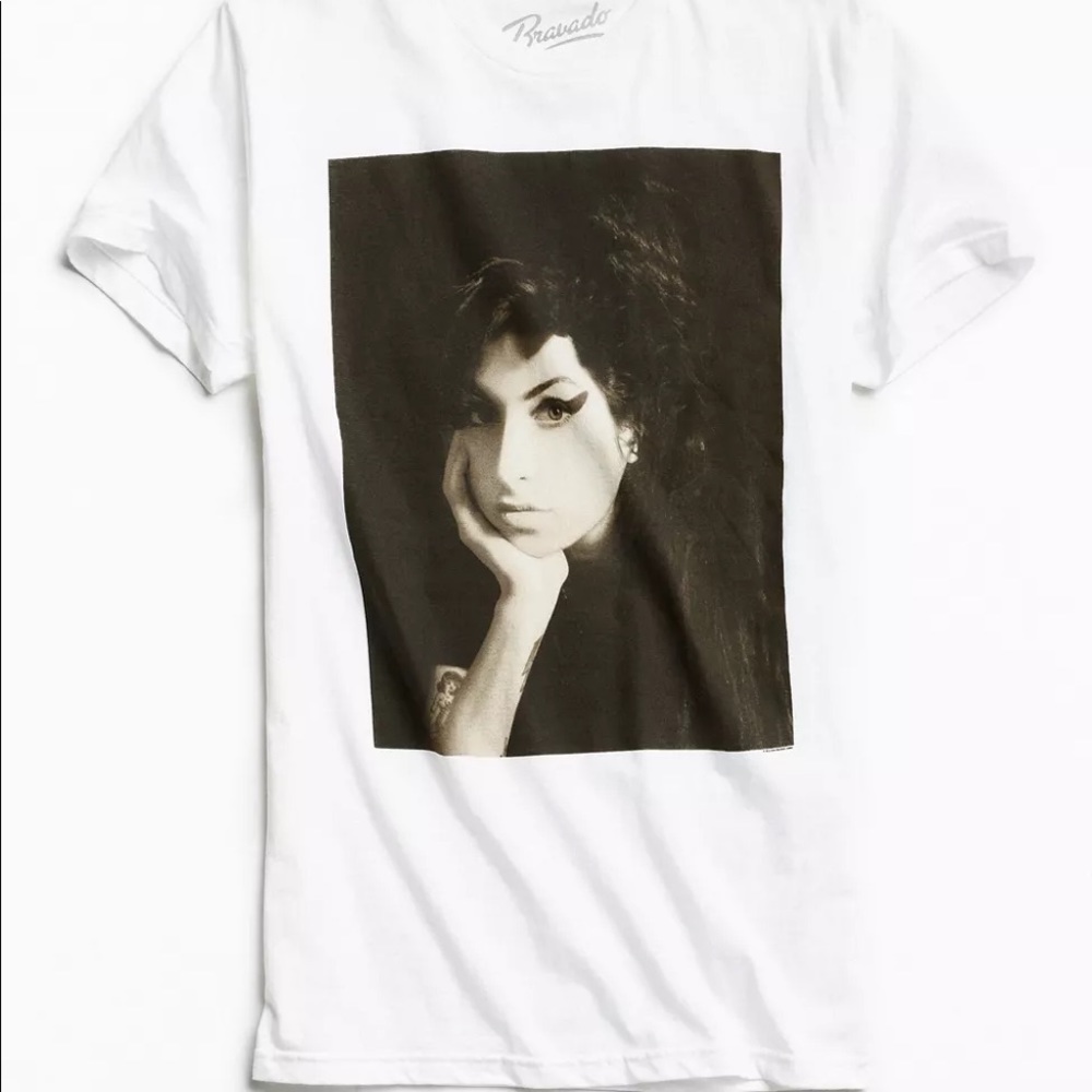 Amy Winehouse tee: Urban Outfitters